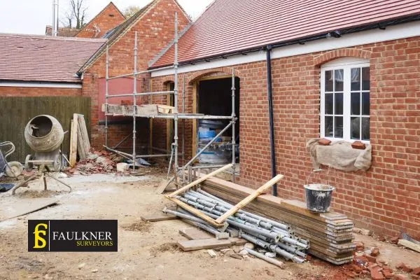 What is the minimum distance between 2 houses? 2 Distance Between Two Houses : Party Wall Surveyors Sutton